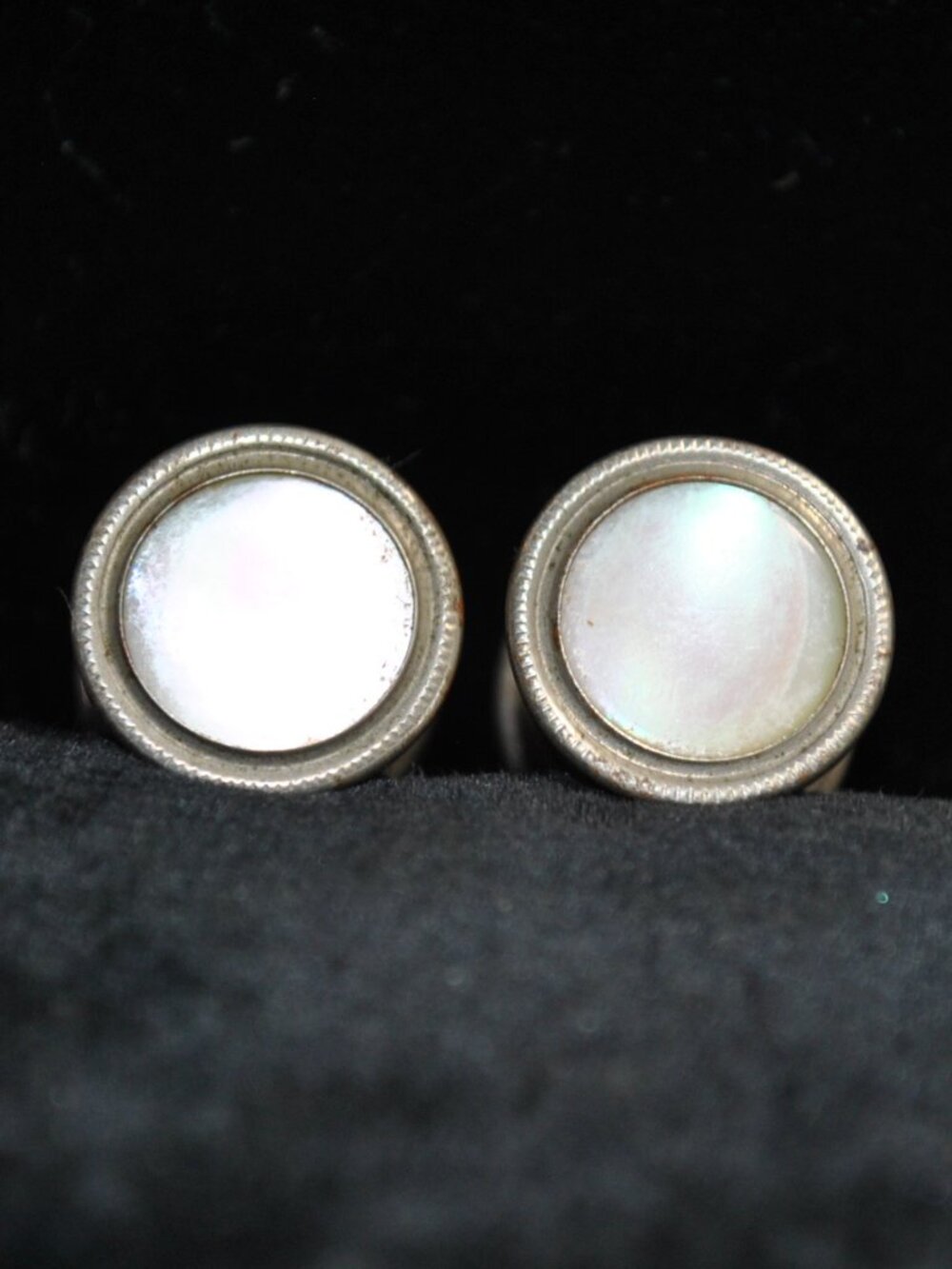 Antique/Vintage Mother of Pearl Shell Round Snap Cufflinks
